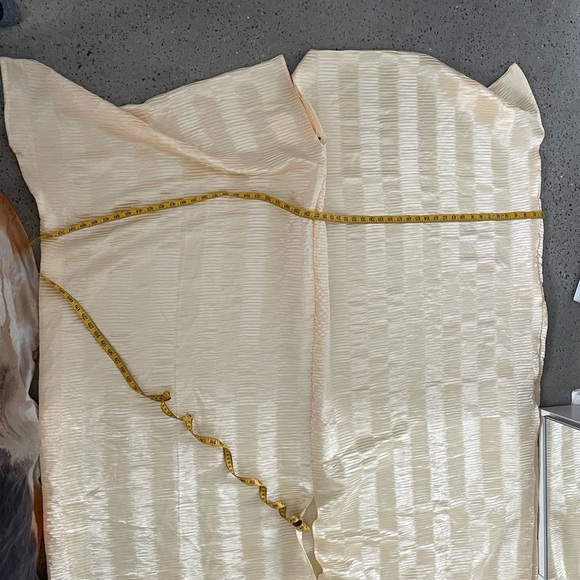 Elegant Cream Evening Gown from the MONICA Collection - Picture 6 of 12